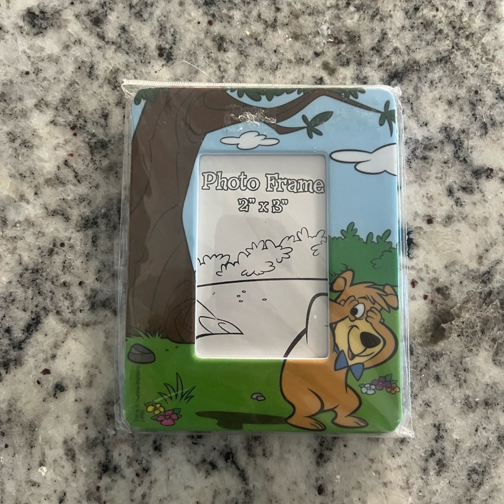 Yogi Bear Photo Frame 2x3